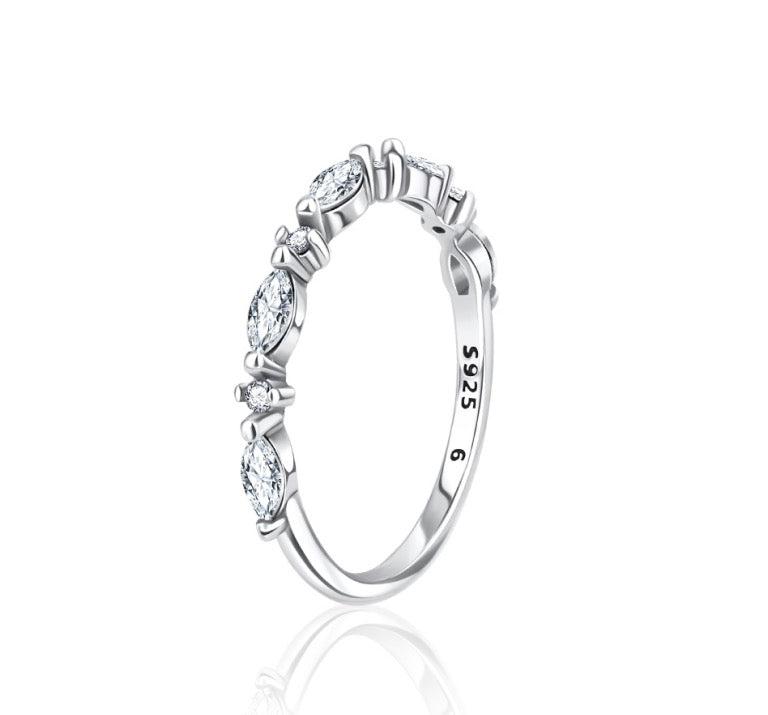 Immaculate Shine Ring