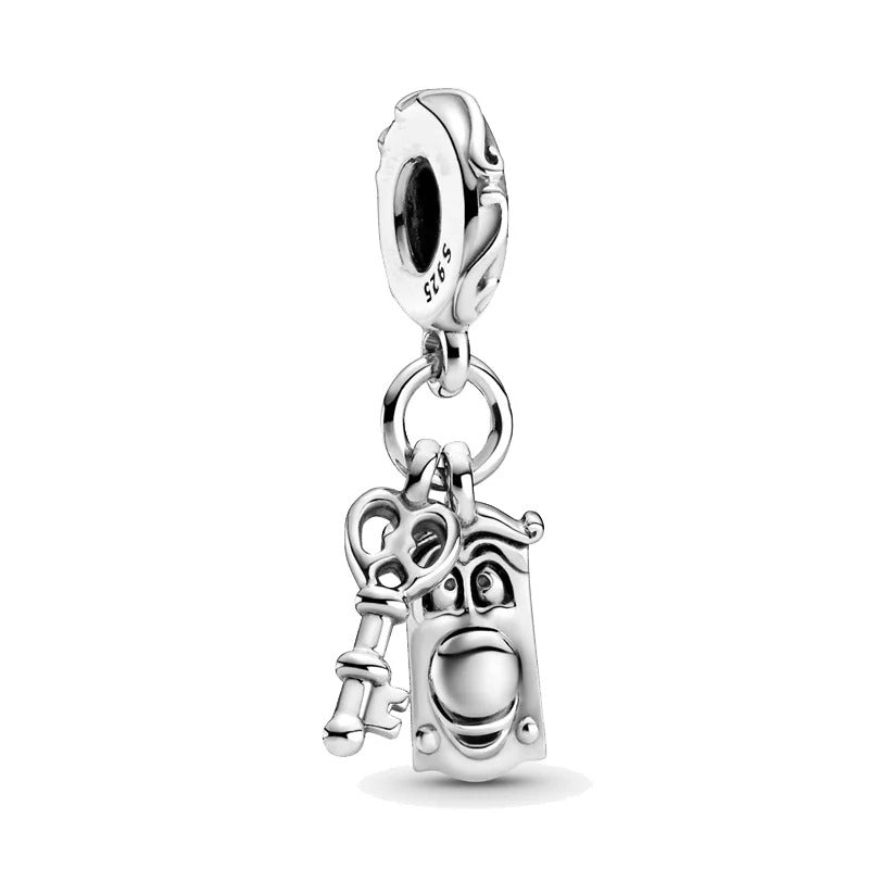 Doorknob "Alice in Wonderland" Charm