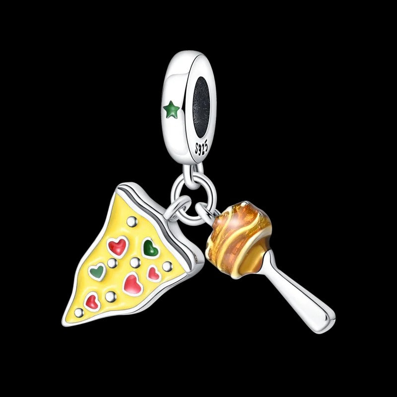 "Love for Pizza" Charm